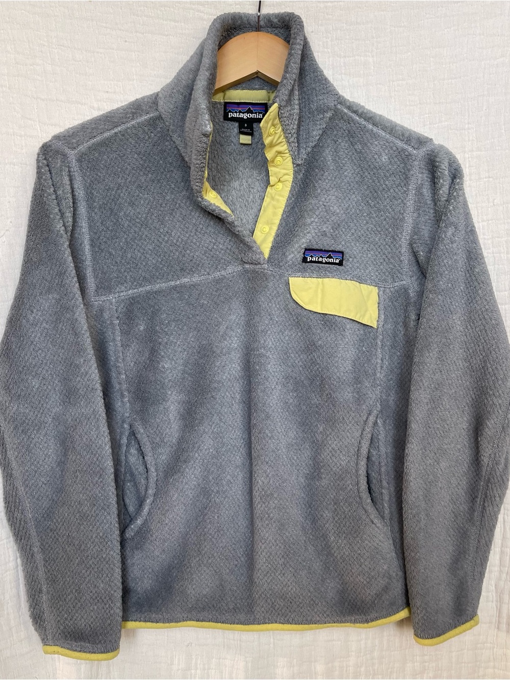 Patagonia Women's Re-Tool Snap-T Fleece Pullover Grey / Yellow S